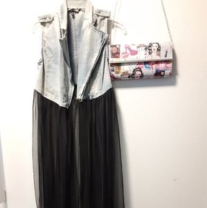 LAST KISS. Jean Tulle Vest